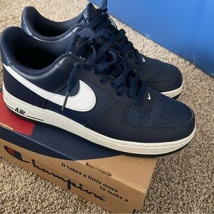 Nike 8.5 blue